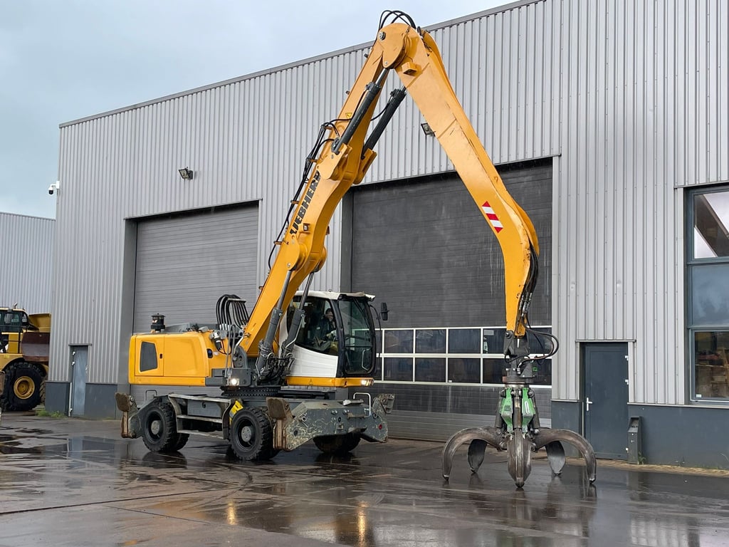 Liebherr LH30 M - Material Handler 2018 00032756 LH30 M - Material Handler 2018 1 image 9