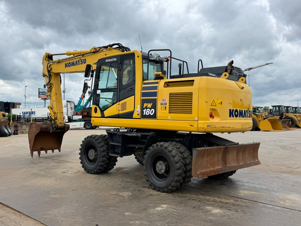 Komatsu PW180-11 2019 00033340 PW180-11 2019 1 image 3