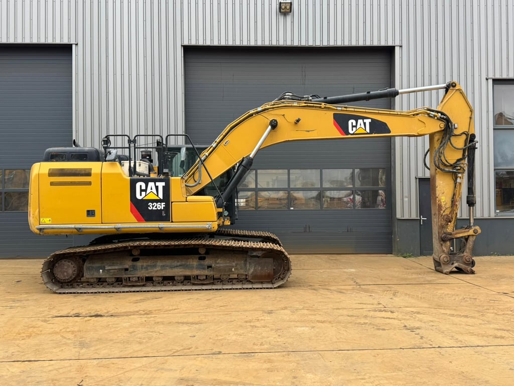Caterpillar 326F L 2019 00033706 326F L 2019 1 image 6