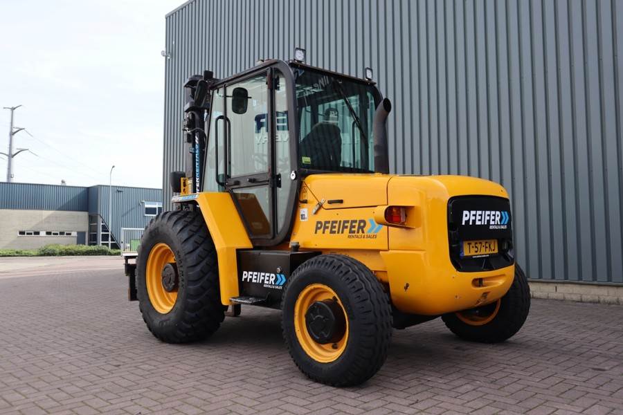 JCB 926 Diesel, 4x4 Drive, Triplex mast, 5500mm Liftin 2014 JCB - 926 - 61439 926 Diesel, 4x4 Drive, Triplex mast, 5500mm ...