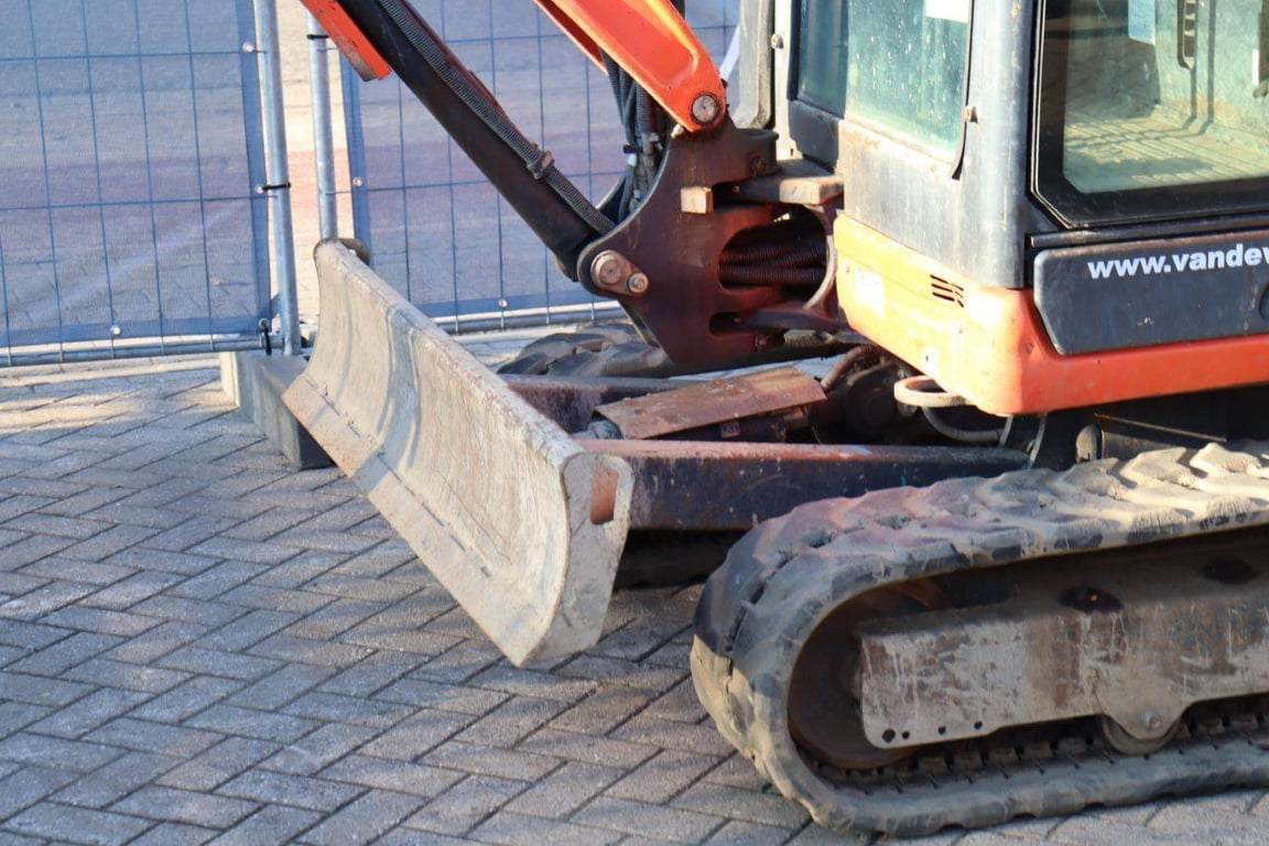 Crawler excavator Kubota U27-4 Diesel 2016 2016 U27-4 2016 1 Crawler Excavators image 14