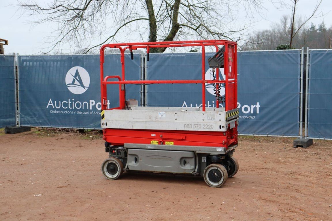 JLG 1930ES Electric Scissor Lift 7.8m 2014 2014 1930ES 2014 1 Scissor Lifts image 3
