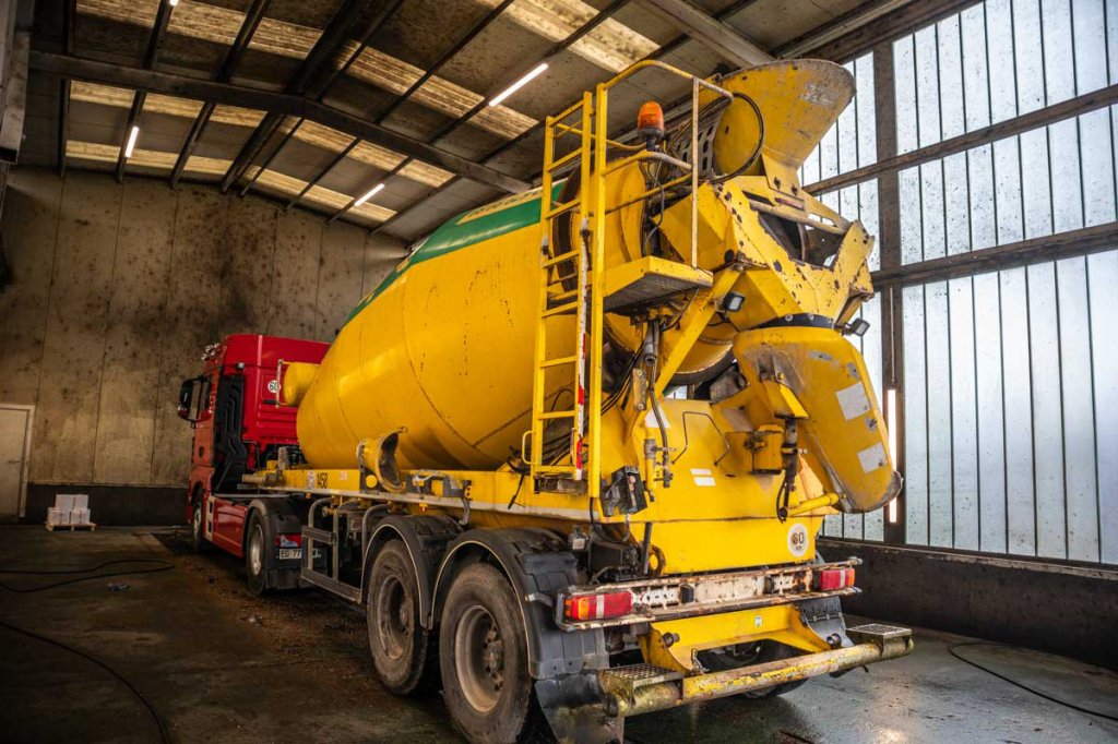 DE BUF BETON MIXER/MALAXEUR/MISCHER 12M3 2016 E61061 De Buf BETON MIXER/MALAXEUR/MISCHER 12M3 2016 1 image 4