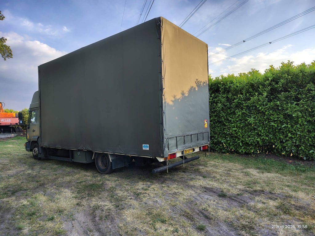 Box Truck MAN L2000 Diesel 2004 2004 L2000 2004 1 image 3