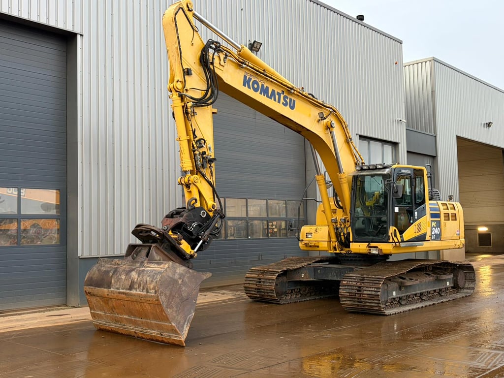 Komatsu PC240LC-10 2014 00033878 PC240LC-10 2014 1 image 4