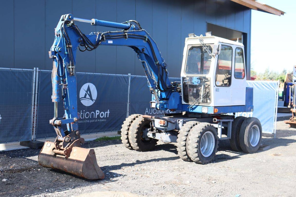 Atlas 1004 Diesel Wheel Excavator 1989 1989 1004 1989 1 Wheel Loaders image 9