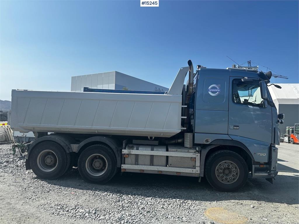 Volvo FH750 6x4 Snowrigged Combi truck 2013 15245 FH750 6x4 Snowrigged Combi truck 2013 1 Tipper trucks image 2