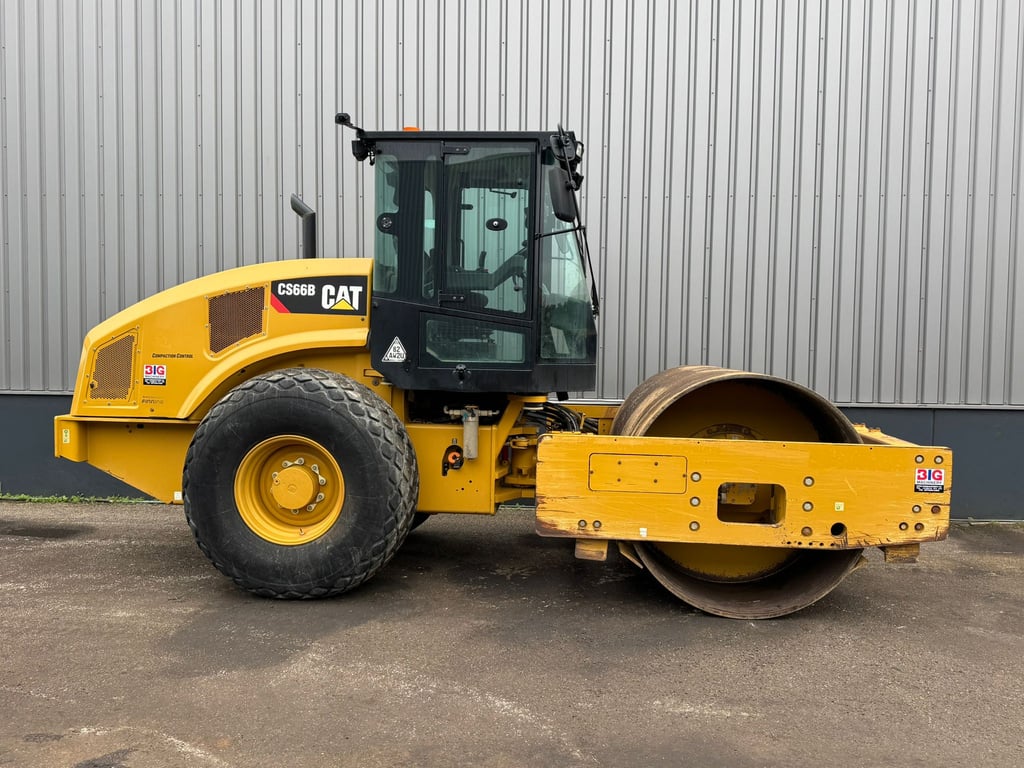Caterpillar CS66B 2019 00033744 CS66B 2019 1 image 6