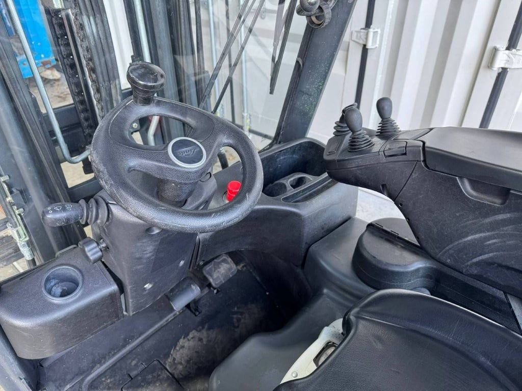 Forklift Linde E16C-02 Electric 1600kg 2014 2014 E16C-02 2014 1 Forklift image 9