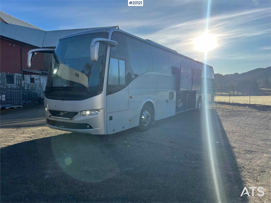 Volvo 9700 B11R Touring bus with seating for 13+1 and sl 2015 20121 9700 B11R Touring bus with seating for 13+1 and sl 201...