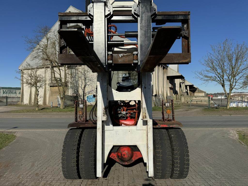 Svetruck 13.6-120-32 2016 D3923 Svetruck 13.6-120-32 2016 1 Forklift image 6