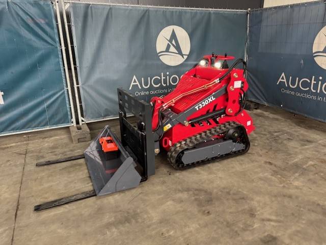 Skid Steer Loader Nuoman T330XL Red Diesel 2025 New 2024 Nuoman NM-SLD380 2024 0 image 2