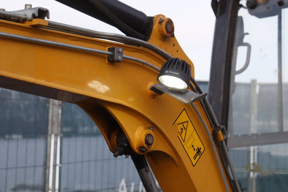 Mini excavator Caterpillar 301.7D Diesel 13.8kW 2018 2018 301.7D 2018 1 image 15