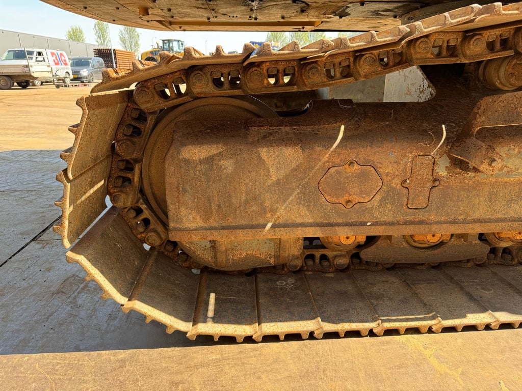 Heavy machinery product image - Image 13 of 15