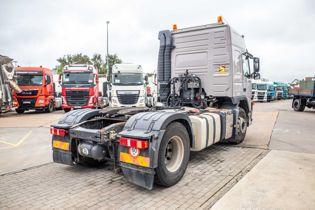 VOLVO FM(FH) 420 GLOBE+KIPHYDR. 2010 E62634 FM(FH) 420 GLOBE+KIPHYDR. 2010 1 image 3