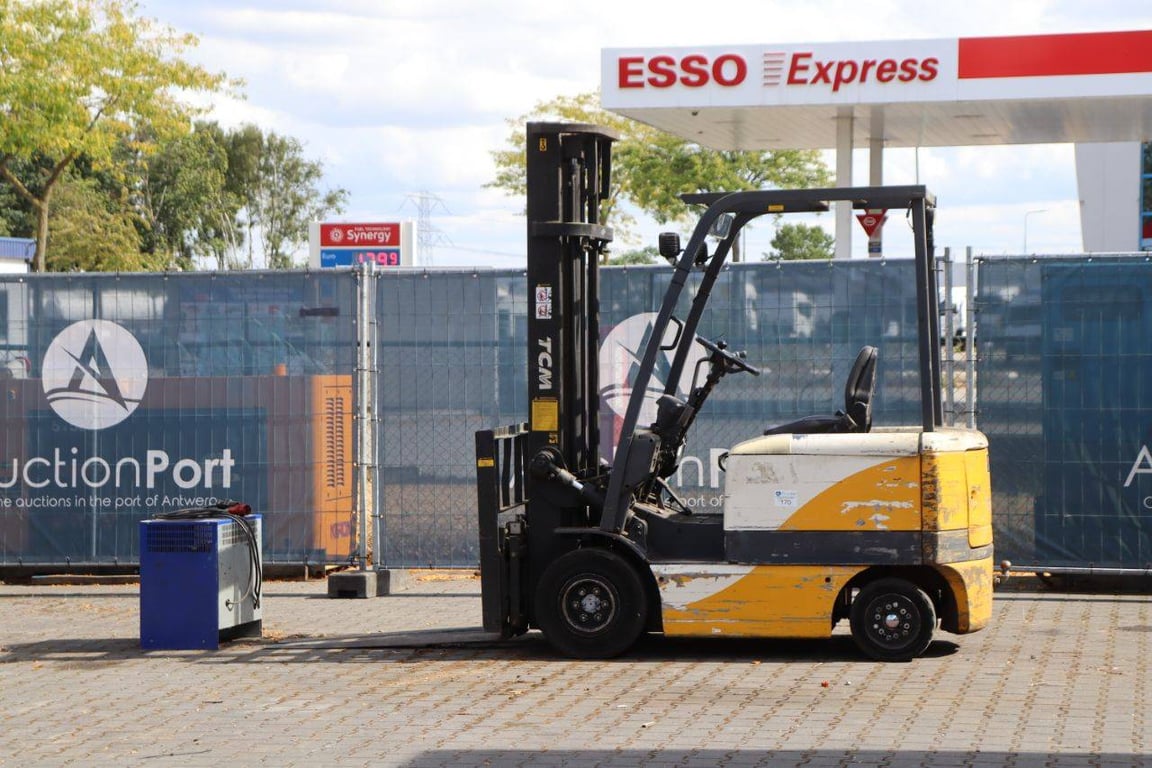 Forklift TCM FB25-6 Electric 2500kg 4.1m 2000 2000 FB25-6 2000 1 Forklift image 3