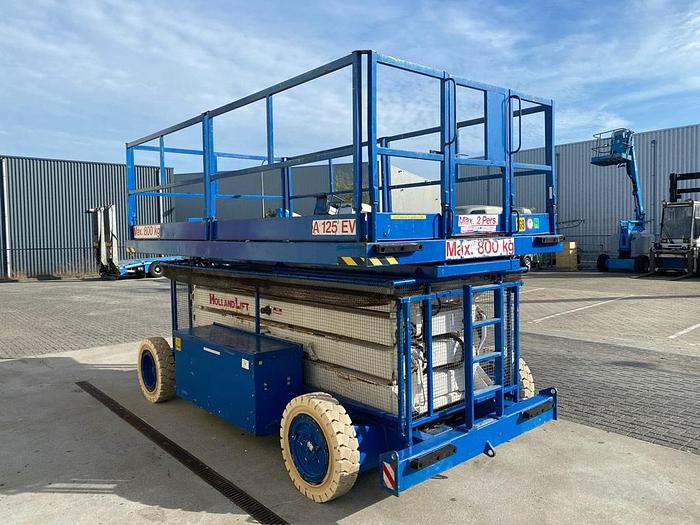 2003 Holland Lift Twinstar A-125EV 2003 Holland lift Twinstar A-125EV 2003 1 image 3