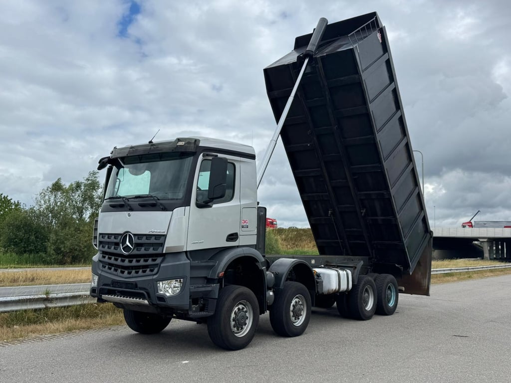 MercedesBenz Arocs 4848 8x8 2019 00033482 MercedesBenz Arocs 4848 8x8 2019 1 image 9