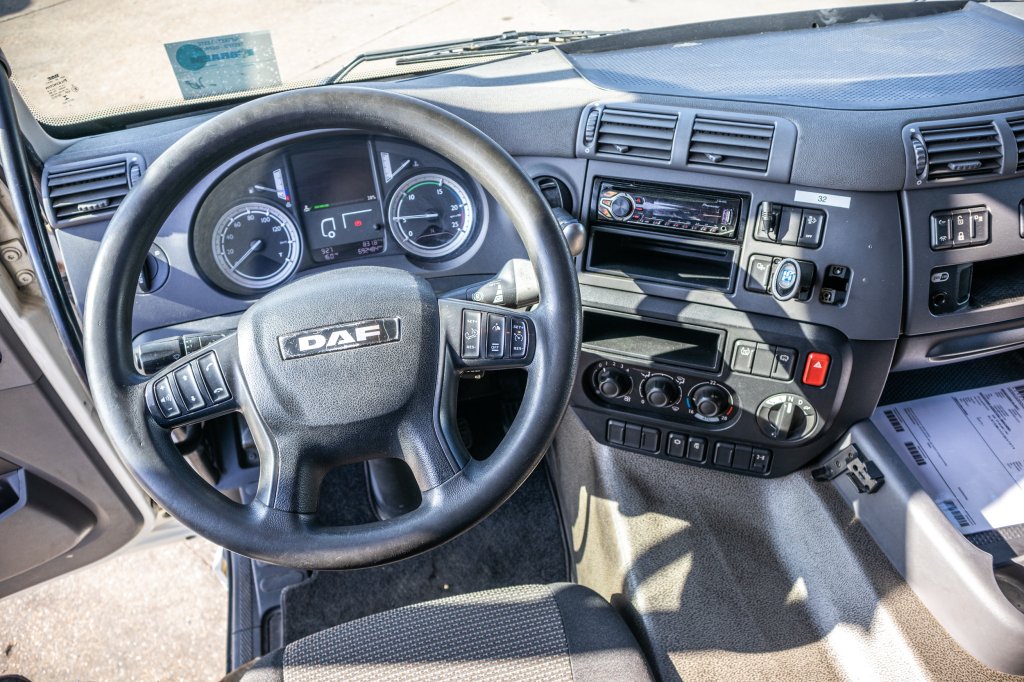 DAF CF 85.460+INTARDER+COMPRESSEUR 2014 E59775 DAF 85.460+INTARDER+COMPRESSEUR 2014 1 image 6