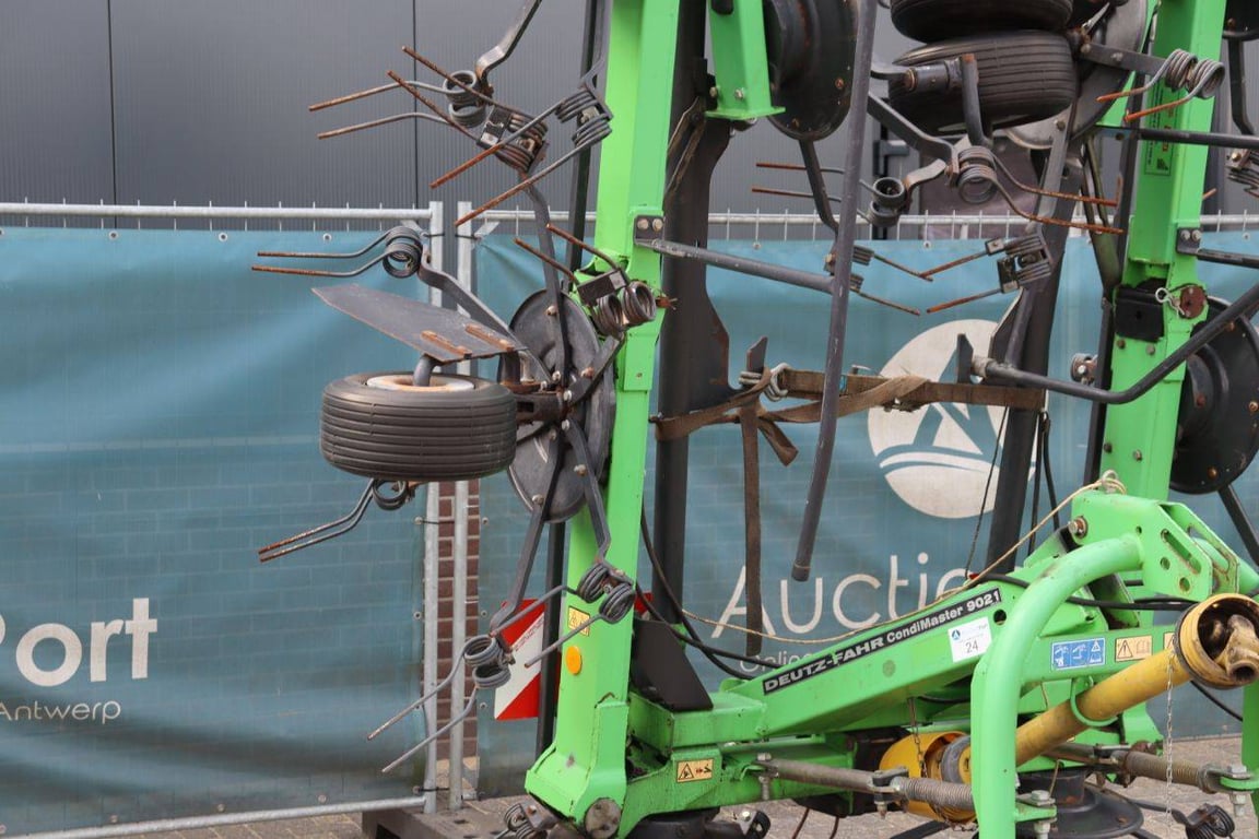 Hay tedder Deutz Fahr CondiMaster 9021 Fahr CondiMaster 9021 1 image 13