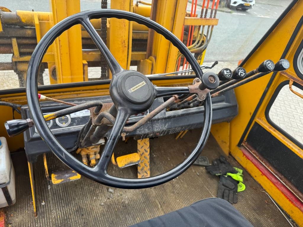 CAT V 140 1978 5398 V 140 1978 1 Forklift image 15