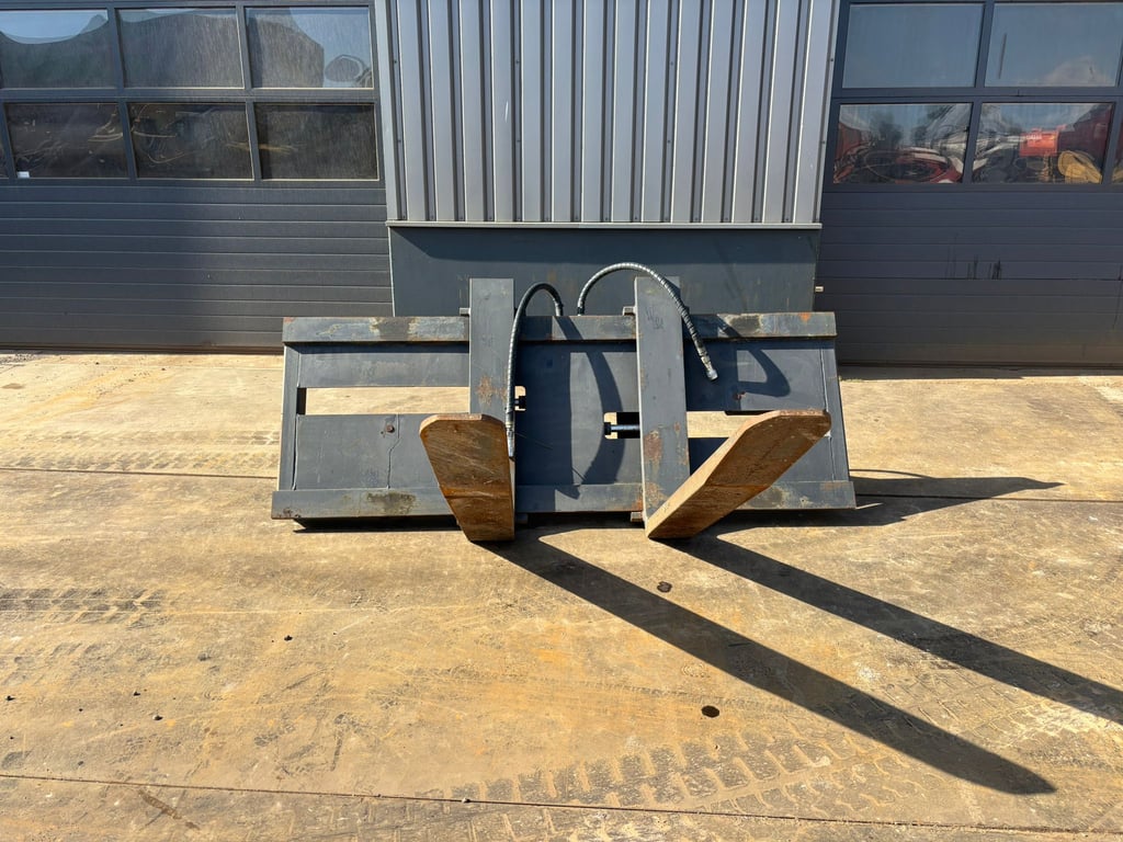 Heavy machinery product image - Image 2 of 10