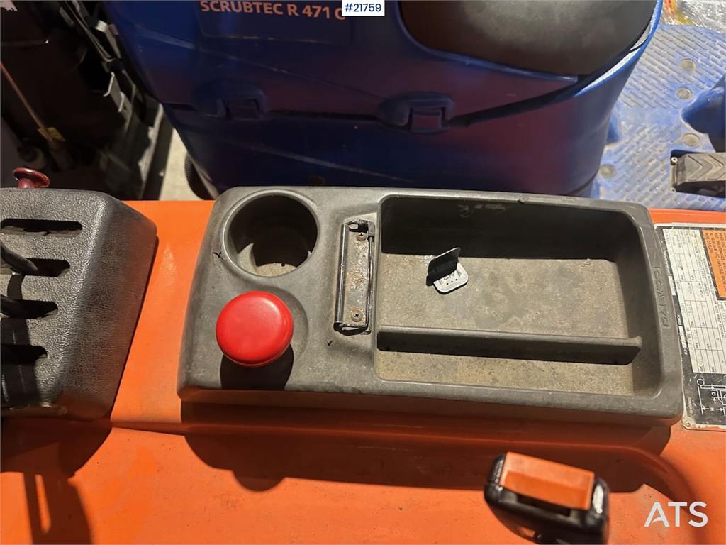 Daewoo B20T truck w/ 4.5 m lift height 2003 21759 B20T truck w/ 4.5 m lift height 2003 1 Forklift image 9