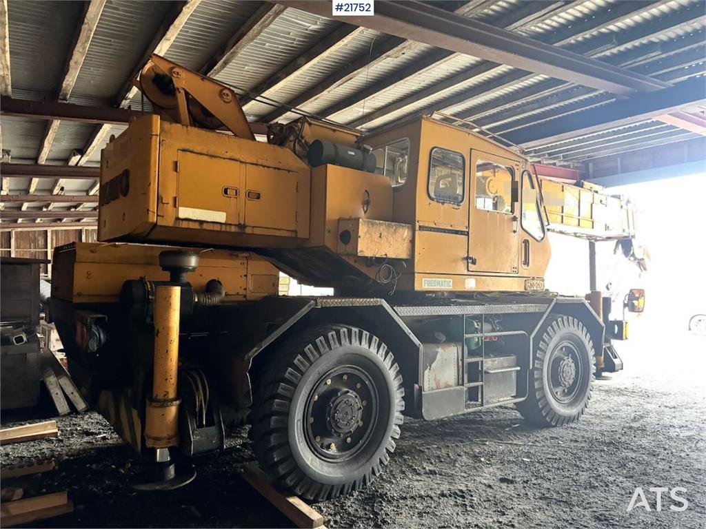 Kato KR-20 Mobile Crane WATCH VIDEO 21752 KR-20 Mobile Crane WATCH VIDEO 1 Other cranes image 5