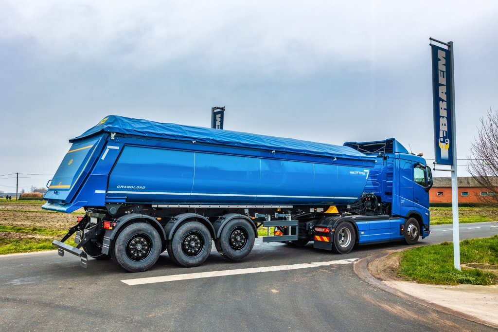 MEILLER GEISOLEERD- 28M3-NIEUW ! 2025 E64216 Meiller GEISOLEERD- 28M3-NIEUW ! 2025 0 image 2