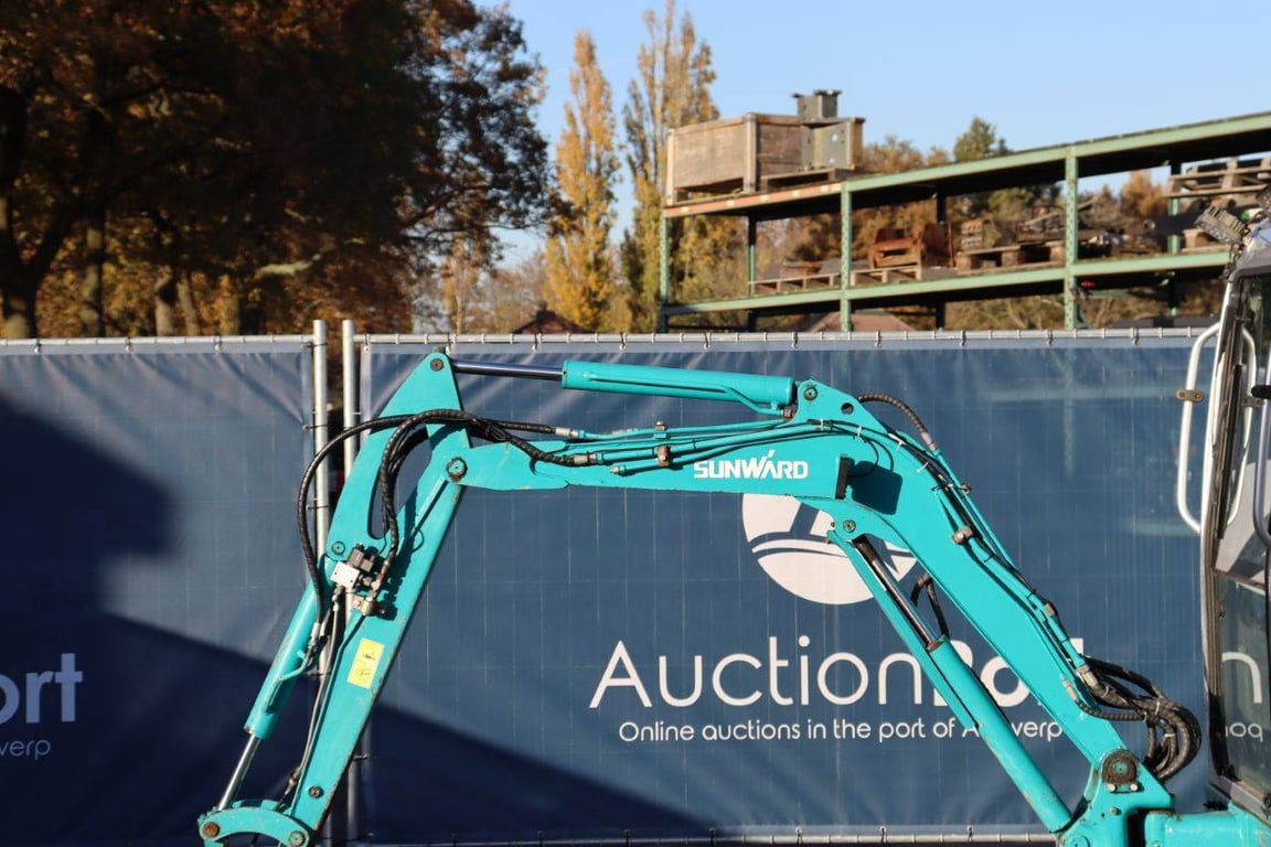 Mini excavator Sunward SWE17B Diesel 2018 2018 Sunward SWE17B 2018 1 image 12