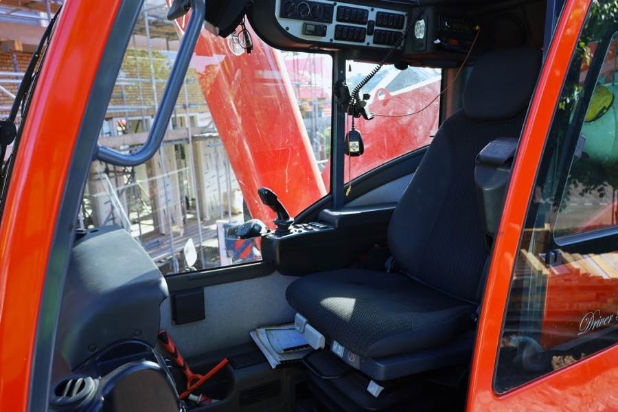 Demag AC220-5 Dutch Registration, 10x6x10, 220t Capacity 2020 DEMAG - AC220-5 - 60486 AC220-5 Dutch Registration, 10x6x10,...