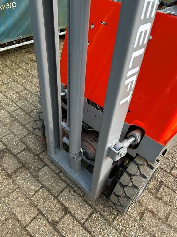 Forklift Freelift CMF05 Electric 500kg New Freelift CMF05 0 Forklift image 15