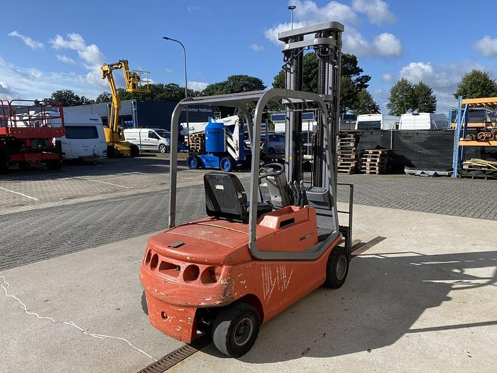1999 BT CBE 2.0F, Heftruck, Elektro, 620 cm. 1999 BT CBE 2.0F, Heftruck, Elektro, 620 cm. 1999 1 Forklift image 5