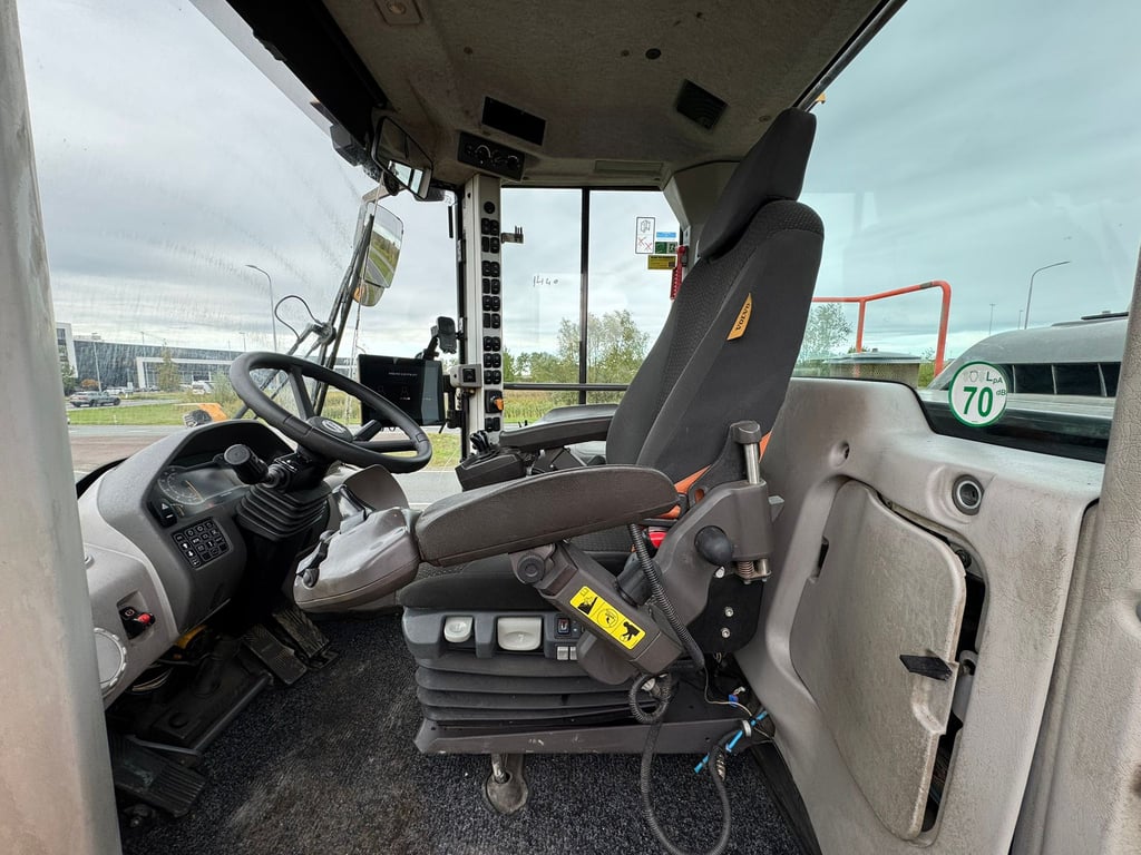 Volvo L220H 2021 00033639 L220H 2021 1 image 11