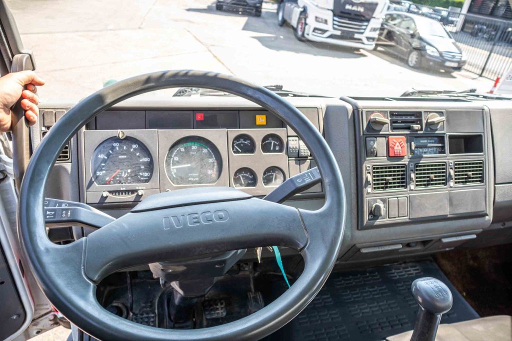 IVECO 85E15+ CITERNE 5000 L 1994 E62277 85E15+ CITERNE 5000 L 1994 1 image 7