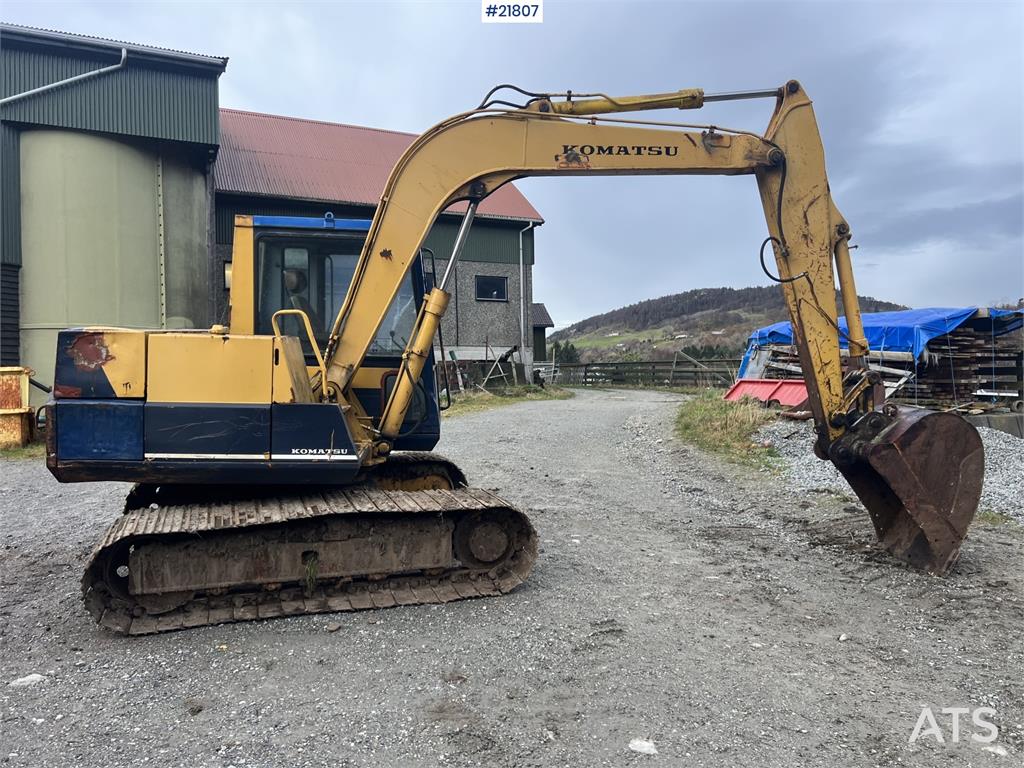 Komatsu PC60-5 1995 21807 PC60-5 1995 1 Crawler Excavators image 3