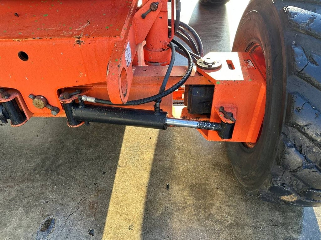 Articulating boom lift JLG 600AJ Diesel 18.5m 1998 1998 600AJ 1998 1 image 12