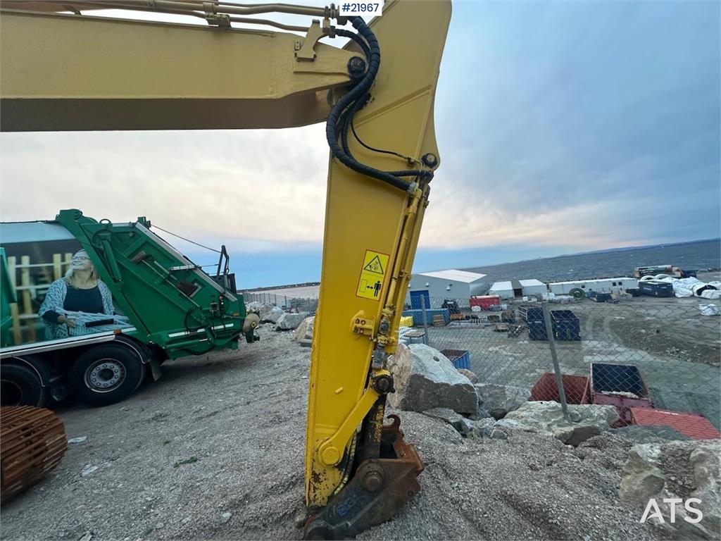 Komatsu PC240LC-8 Crawler Excavator w/ Digger Bucket. 2007 21967 PC240LC-8 Crawler Excavator w/ Digger Bucket. 2007 1 Craw...