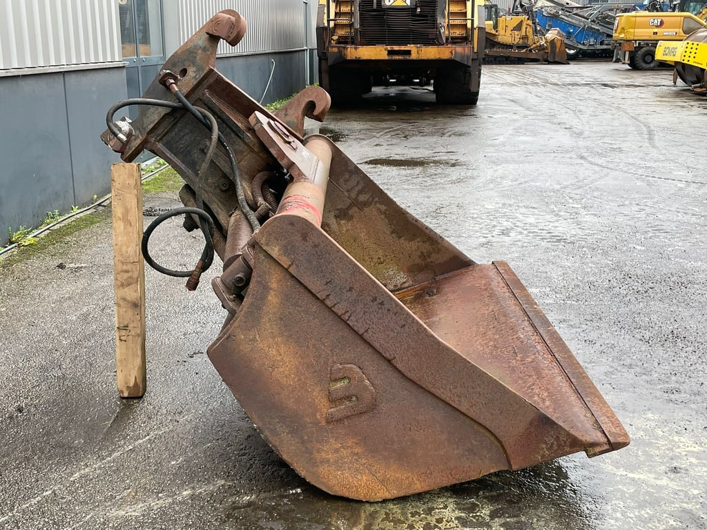 Tilting bucket CW40 70001952 Tilting bucket CW40 1 image 6