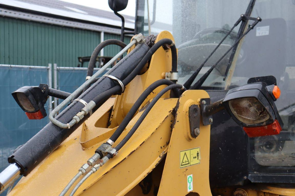 Wheel loader Caterpillar 906 Diesel 51kW 2006 2006 906 2006 1 image 15