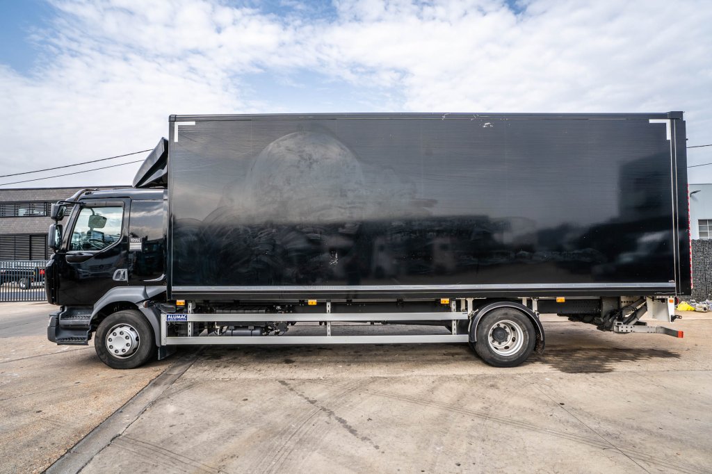 RENAULT D 16 250- 36000 KM +DHOLLANDIA 2T. 2021 E63892 Renault D 16 250- 36000 KM +DHOLLANDIA 2T. 2021 1 image 11
