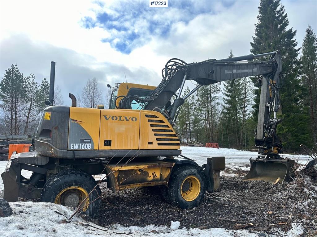 Volvo EW160B Wheel excavator w/ Rototilt, 1 bucket and s 2003 17223 EW160B Wheel excavator w/ Rototilt, 1 bucket and s 200...
