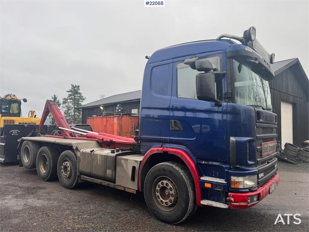 Scania R164 580 8x2 tridem hook truck 2003 22068 R164 580 8x2 tridem hook truck 2003 1 image 8
