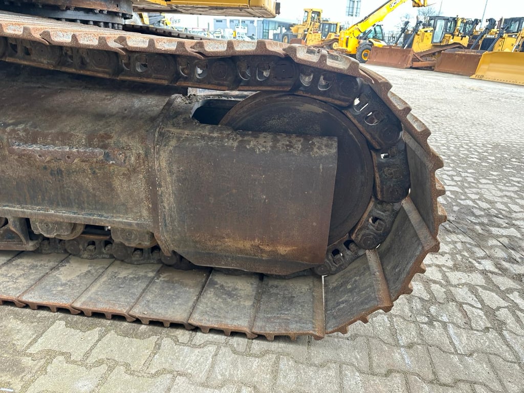 Caterpillar 335F L CR 2016 00032694 335F L CR 2016 1 image 13