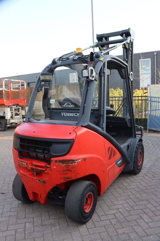 Forklift Linde H30D-02 Diesel 3000kg 2013 2013 Fenwick-Linde H30D-02 2013 1 Forklift image 6