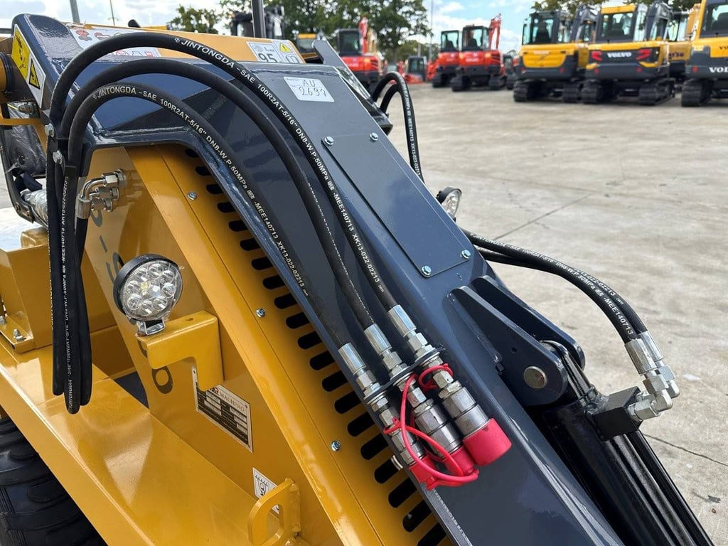 Skid Steer Loader Machpro MP-S800 Petrol 2025 New 2025 Machpro MP-S800 2025 0 image 14
