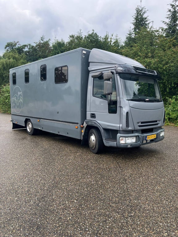 Horse truck Iveco 75E Diesel 2006 2006 75E 2006 1 image 4