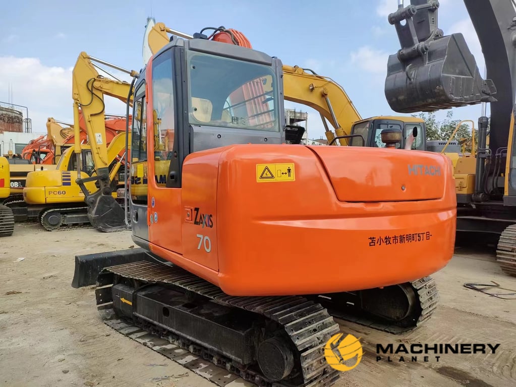 Hitachi ZX70 Mini Crawler Excavator 7 TONS GOOD CONDITION ZX70 2019 1 Crawler Excavators image 2