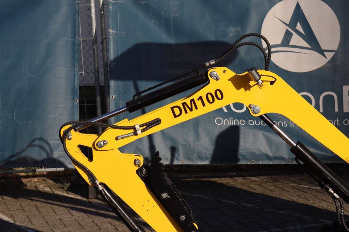 Mini Excavator DigMaster DM100 Petrol 13.5 hp 2025 New 2025 DigMaster DM100 2025 0 image 11