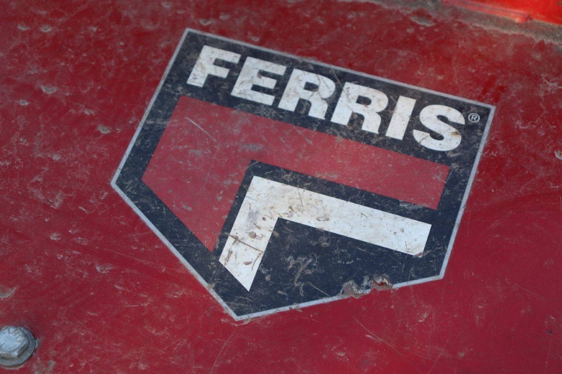 Ferris FW25 Petrol Riding Mower FW25 1 image 12